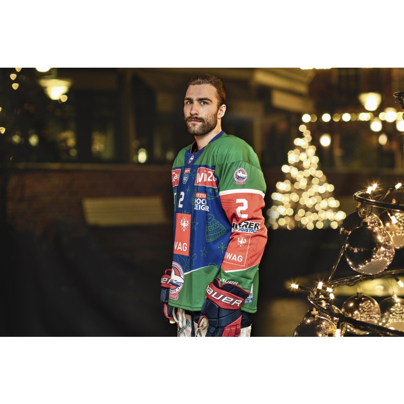 #2 Cole Moberg | X-Mas Trikot 25-26